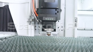 Оптоволоконный лазер для резки металла закрытого типа XTC-1530G/3000 Raycus