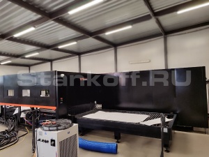 Оптоволоконный лазер в кабине с труборезом и сменным столом XTC-1560GT/6000 Raycus