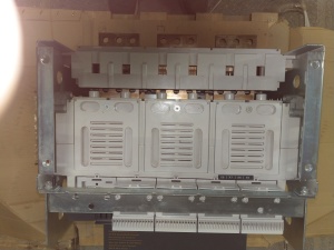 Воздушный выключатель с выкатной корзиной SIEMENS 3WL1220-4NG35-4AN4