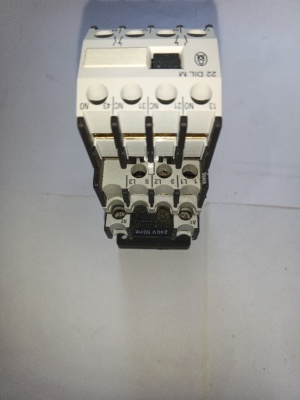Контактор DIL00AM + 22DILM 20A катушка 230VAC Moller Германия