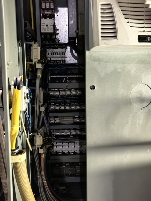 Фрезерный обрабатывающий центр с ЧПУ DMC 100 V