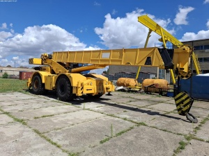 Короткобазный кран GROVE RT755
