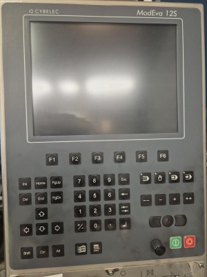 Гидравлический листогибочный пресс с ЧПУ ADIRA QIHD-32040 PLS