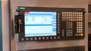 Вертикальный обрабатывающий центр с ЧПУ KDVM 855L