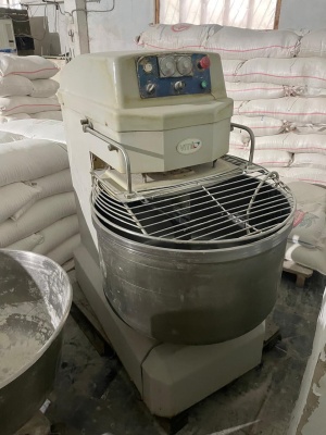 Миксер для теста VMI MAG-120