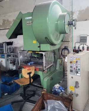 Эксцентриковый пресс TOMA LEN 63C