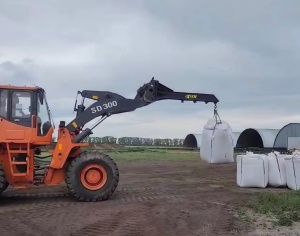 Кран-балка (гусек) на фронтальный погрузчик JCB 422 / 426