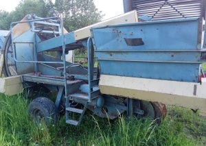 Комбайн anna Z-644