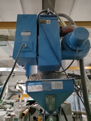 ТПА Chen Hsong Machinery SM150TS в комплекте с роботом-укладчиком и поворотным столом