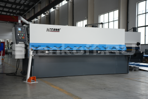 Гидравлическая гильотина QC12K-8x3200