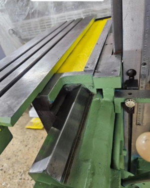 Универсально-фрезерный станок СФ-676