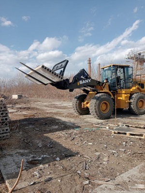 Паллетные вилы для фронтального погрузчика УМГ