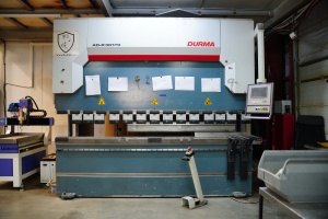 Durma AD-R 30100 с чпу DT-10 Пресс листогибочный г