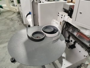 Кромкооблицовочный станок с ЧПУ WoodTec EdgeMatic 500 PRO
