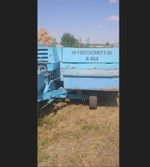 Пресс подборщик «Fortschritt К-454»