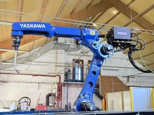 Роботизированная сварочная станция YASKAWA MOTOMAN AR 2010