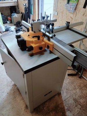 Фрезерный станок TFS-100/30