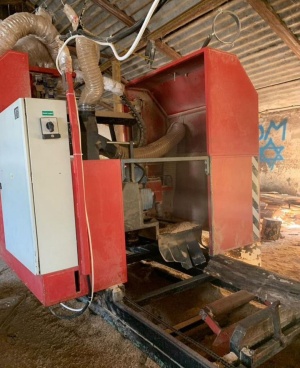 Углопильный станок strojcad UH 500