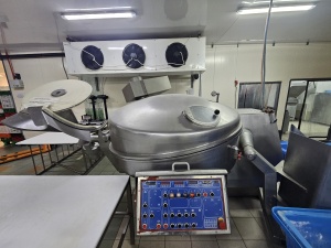 Куттер Ласка KT-330