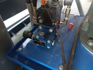 Гидравлический гибочный пресс JM-150