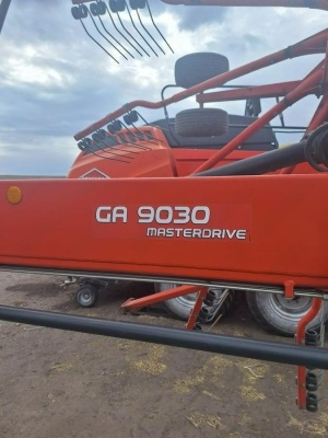 Заготовка кормов kunh GA 903