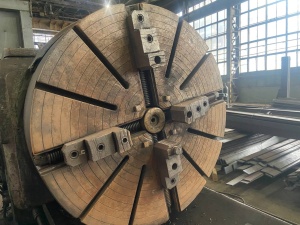 Станок токарно-винторезный, универсальный Модель DLZ 1000 – 3 – 8000