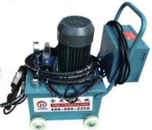 Гидравлическая заклёпочница (Hydraulic riveting machine)