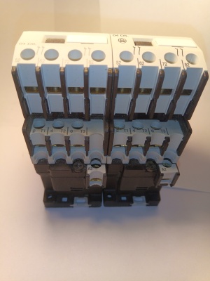 Контактор DIL00AM + 04DIL 20A катушка 230VAC Moeller