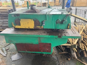 Станок многопильный(кромкообрезной) с гусеничной подачей