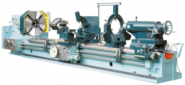 Тяжелый токарно-винторезный станок мод. РТ117