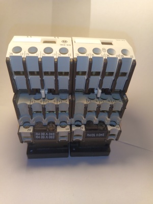 Контактор DIL00AM + 04DIL 20A катушка 230VAC Moeller