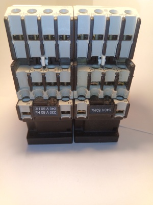 Контактор DIL00AM + 04DIL 20A катушка 230VAC Moeller