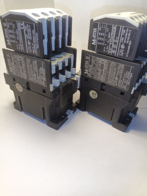 Контактор DIL00AM + 04DIL 20A катушка 230VAC Moeller