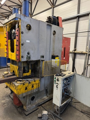 Пресс КЕ2130А на запчасти