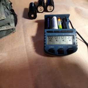 Зaрядноe устрoйство Тесhnolinе BС-900