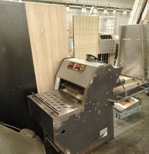 Машина для нарезки хлебобулочных изделий matas