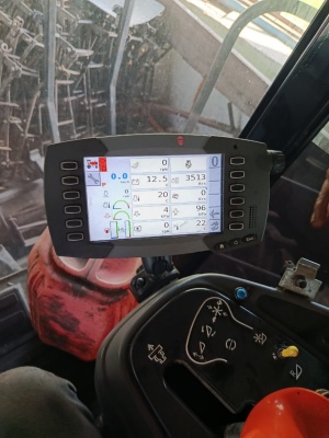 Комбайн Challenger WR-9740