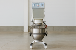 Миксер планетарный Bear varimixer AR40 VL-1S