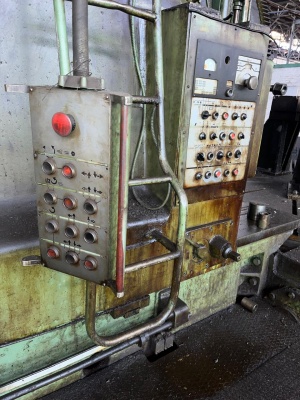 Зубофрезерный станок полуавтомат 5346