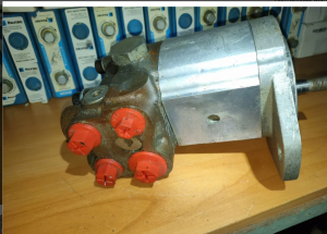 Гидравлический шестеренчаты насос 333/T1003 Parker