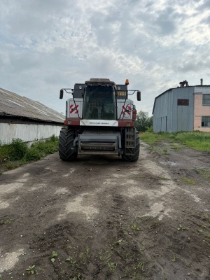 Зерноуборочный комбайн acros 530