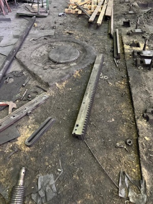 Тяжелый токарный станок 1А670 рмц 16 метр