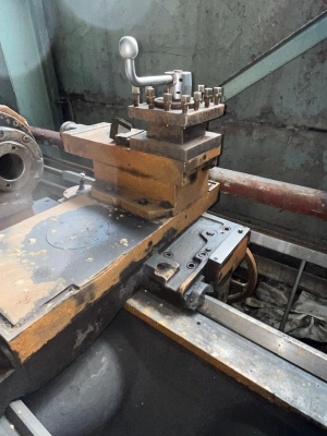 Токарно-винторезный 16К40 рмц 2800мм