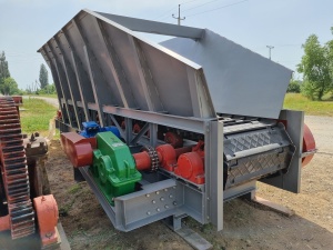 Питатель пластинчатый ТК-16 с бункером 20 кубов