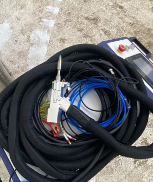 Аппарат лазерной очистки металла 3 в 1 Maxphotonic