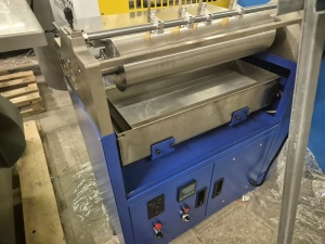 Клеемазательная машина. Ширина 520 мм. Горячий клей