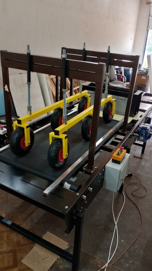 Автоматизированный станок для нанесения защитно-декоративного покрытия на фасадные термопанели (пенопласт)