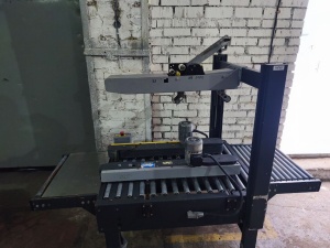 полуавтоматический заклейщик коробов SIAT SM20