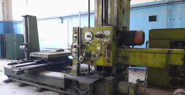 Продаём горизонтально-расточной станок модели 2620 (стол 1130Х944 мм)