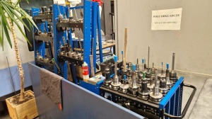 Обрабатывающий центр с ЧПУ DOOSAN VM 960L